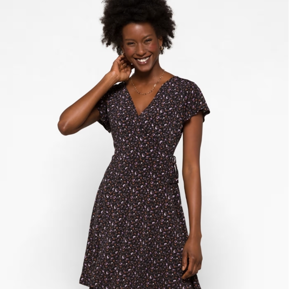 Kaileigh Black and Pink Floral Mini Dress